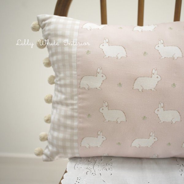 Lilly White Designs -Rabbit & Clover- blossom pink ラビット＆クローバー(ブロッサムピンク)生地